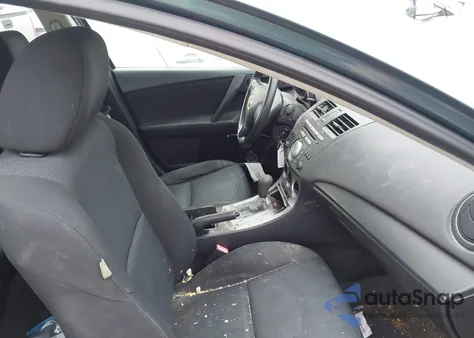 2011 Mazda Mazda3 I Sport из США, поврежденный, VIN JM1BL1UF6B1385565